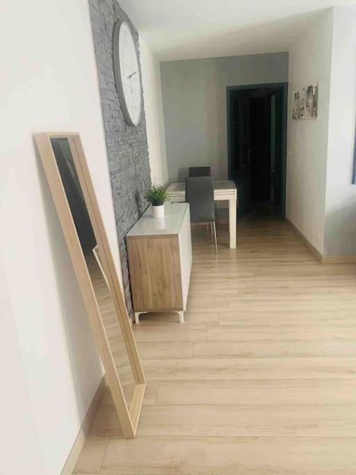 Appartement 2 Chambres Mantes-la-Ville エクステリア 写真